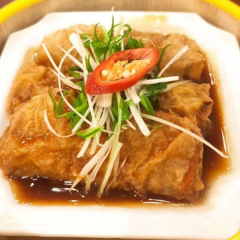 Pork w. Bean Curd Skin 鲍汁鲜竹卷 (M)