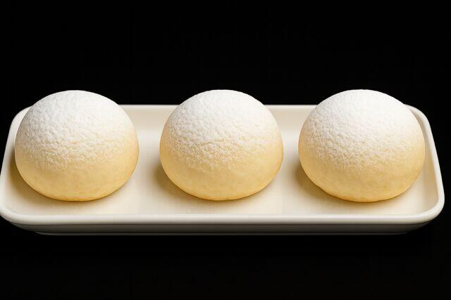 #1 BBQ Pork Bun 天下闻名第一包 (L)