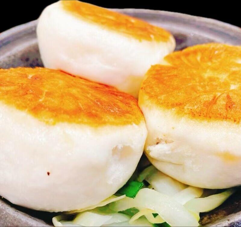 Pan Fried Pork & Veg. Bun 和味香煎包 (L)
