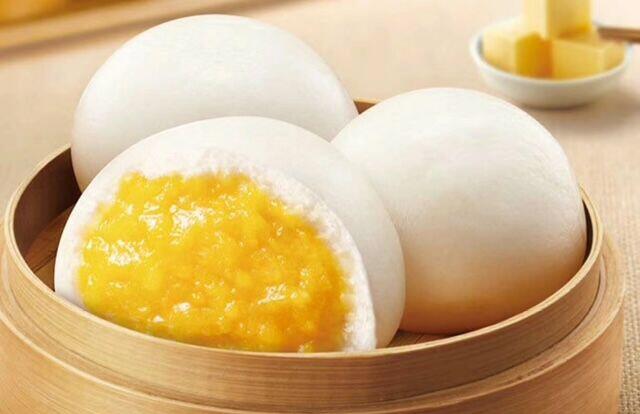Egg Custard Bun 三花奶黄包 (M)